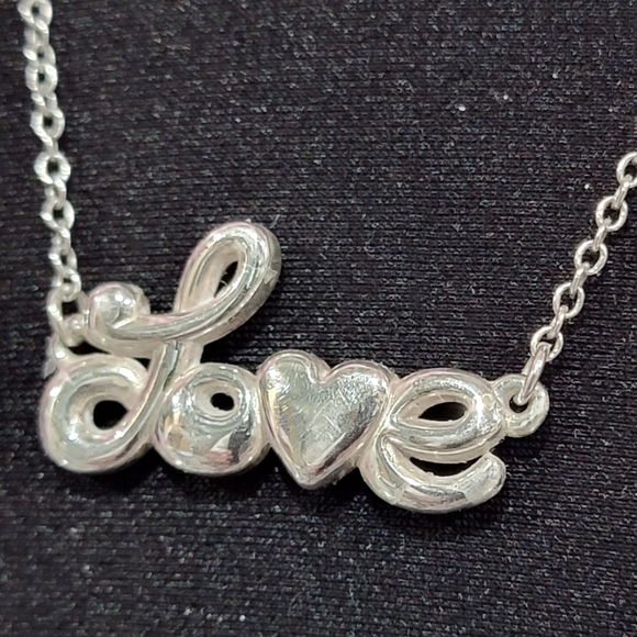 RETIRED BRIGHTON LOVE LETTERS NECKLACE NWT 💗 - Picture 2 of 5